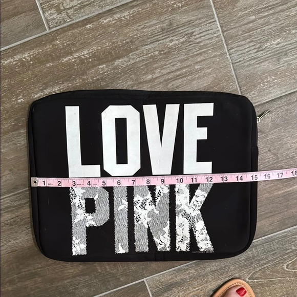 PINK Victoria's Secret Black and White Tablet Sleeve - Picture 4 of 5
